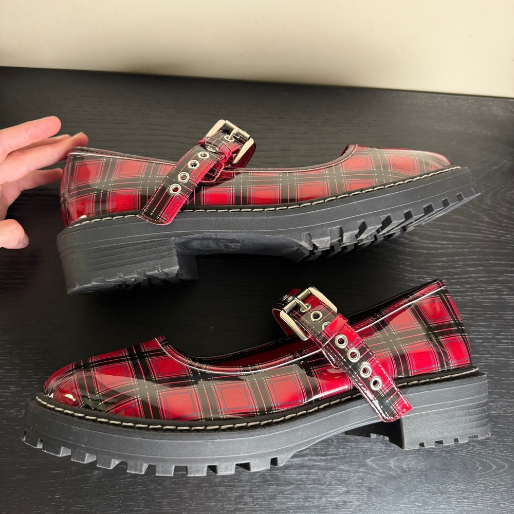Torrid Red Plaid Mary Jane Lug Sole Shoes Wide Width Grommet Strap 11.5WW - Picture 4 of 7